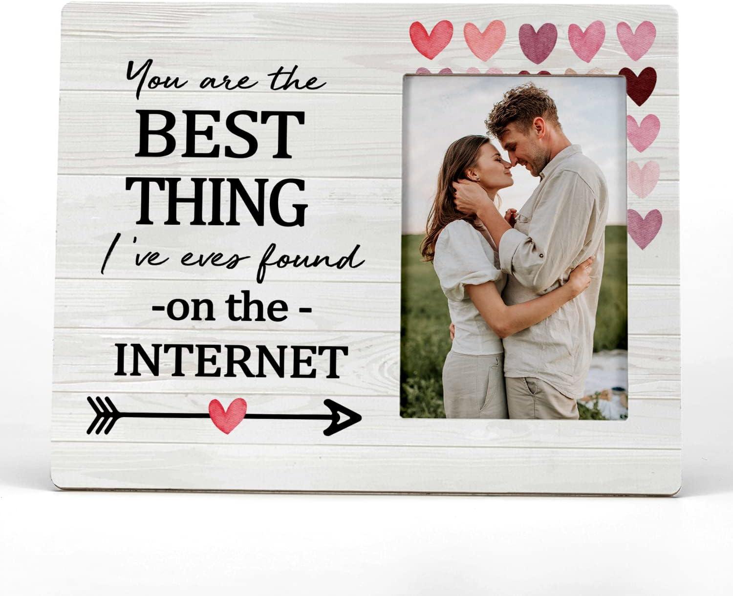 Romantic Photo Frames Showdown: One Stands Out For Love!