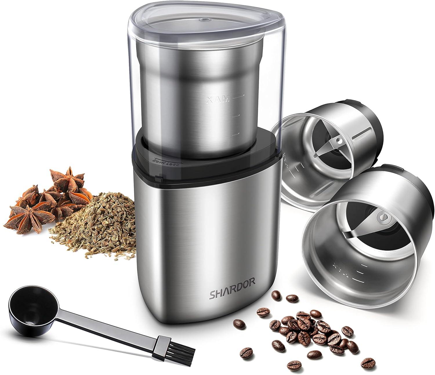 Coffee Grinders Showdown: Blade vs. Burr for Flavor Fans!