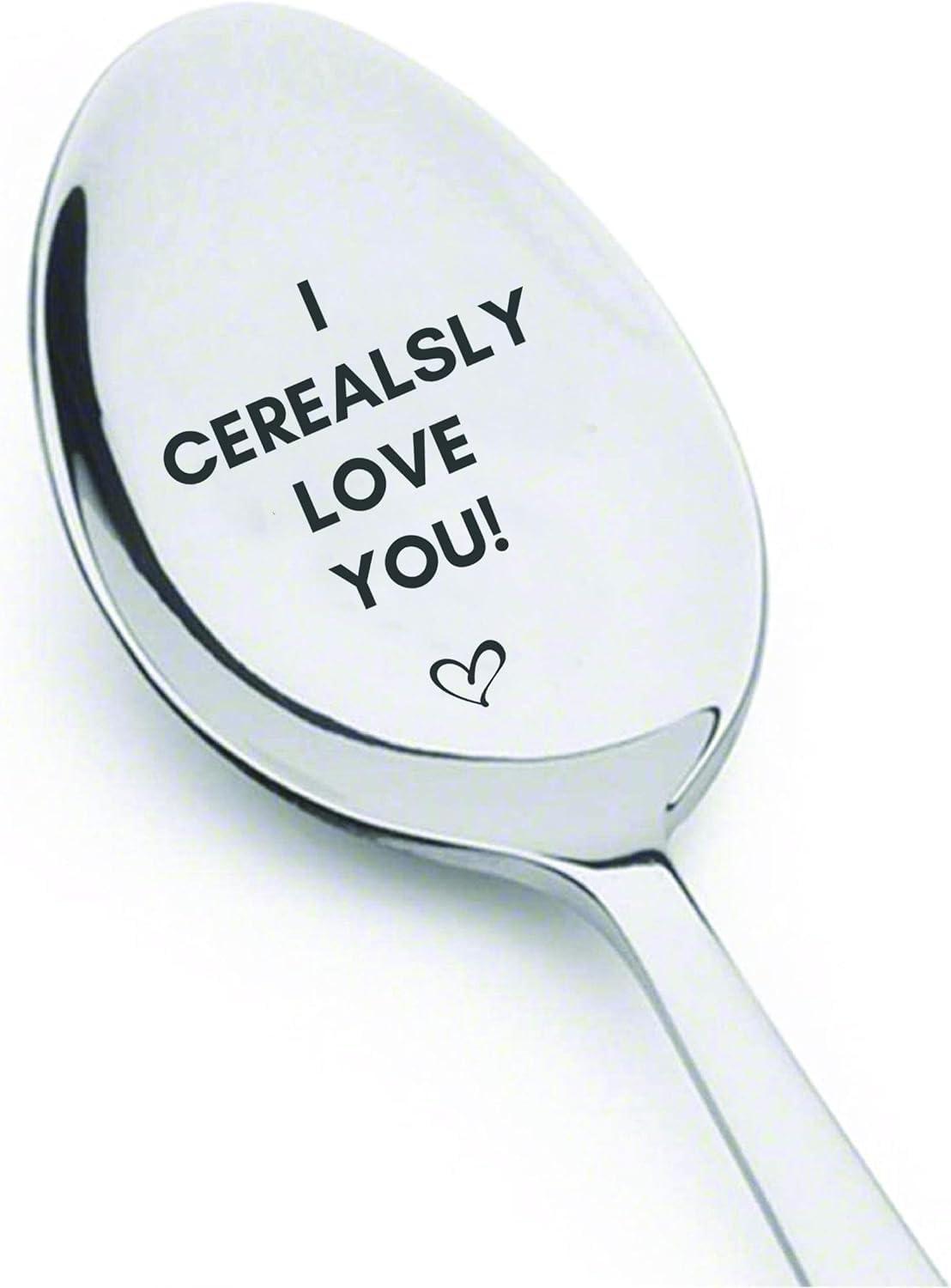 Match测试 spoon vs engraved love: Unique couple gift